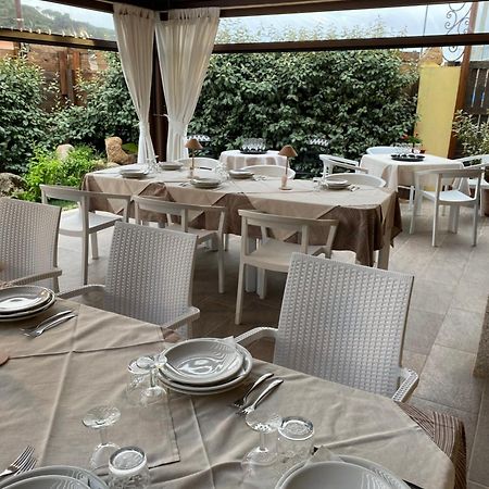 I Graniti Villa Monti Eksteriør billede