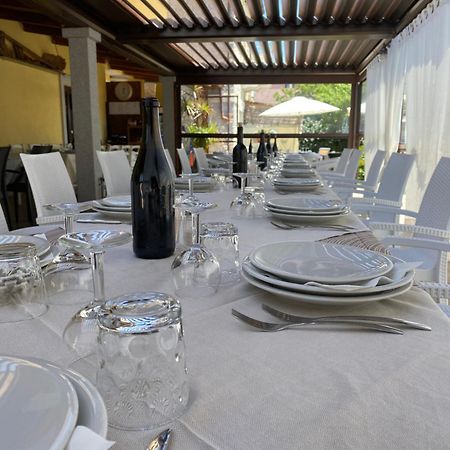 I Graniti Villa Monti Eksteriør billede